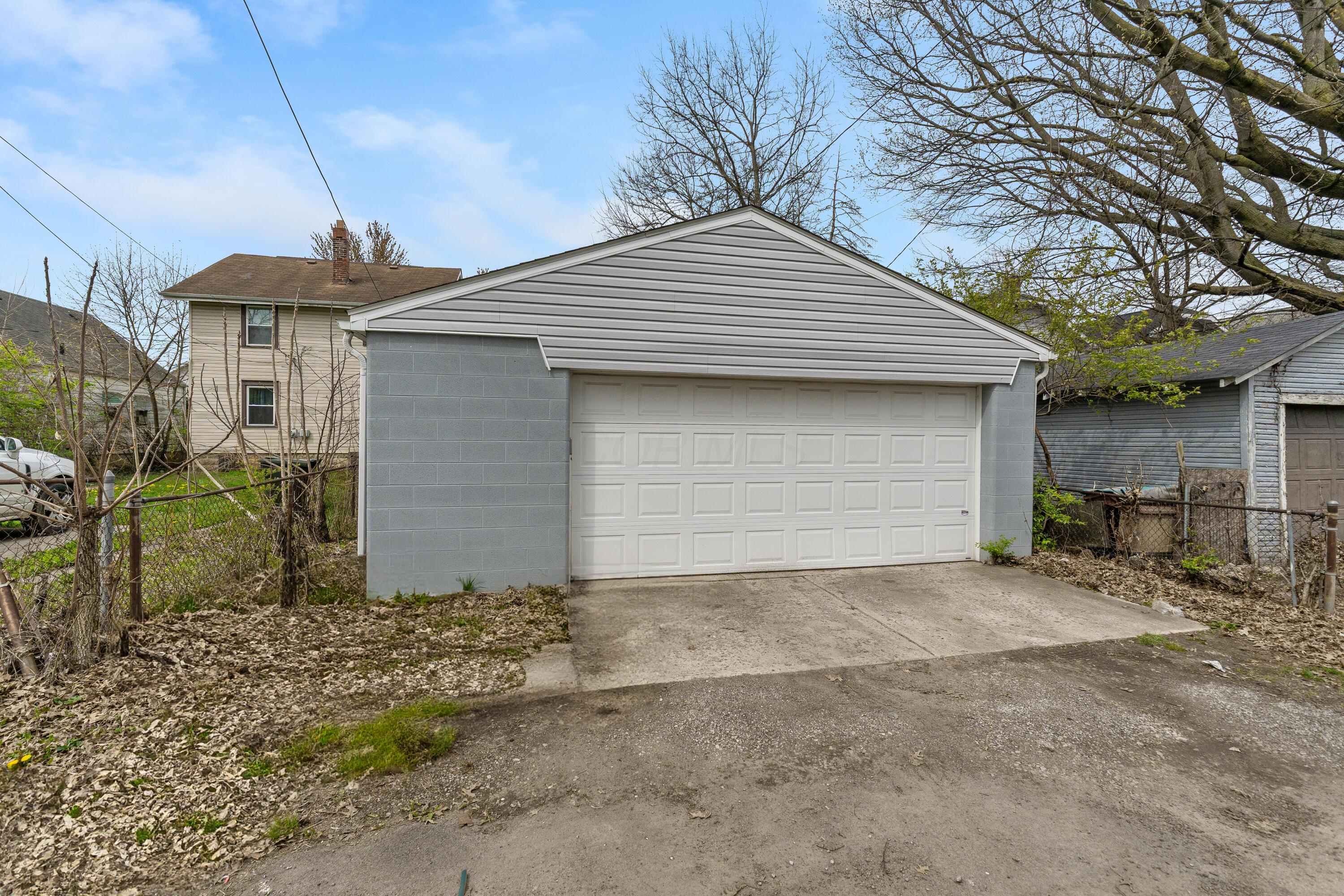 198 N Oakley Avenue, Columbus, Ohio image 5