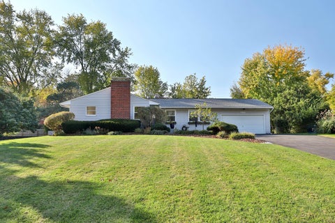 Photo of 6529 McVey Boulevard, Columbus, OH 43235 (MLS # 226041326)