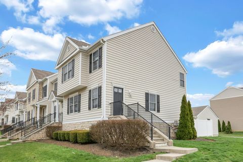 Photo of 201 Autumn Ridge Circle, Pickerington, OH 43147 (MLS # 226008603)