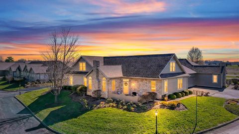 Photo of 1616 Crossing Boulevard, Circleville, OH 43113 (MLS # 226009526)