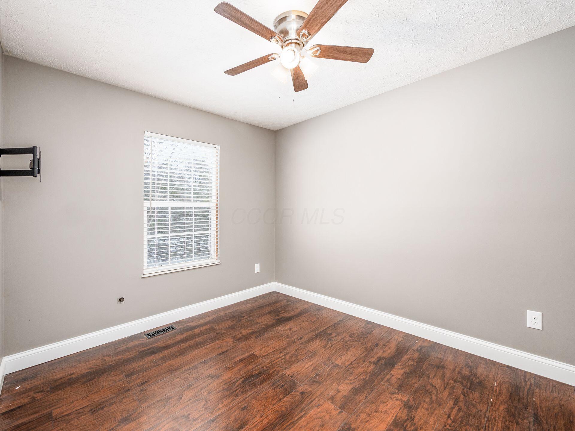 237 Peters Run Court, Commercial Point, Ohio image 35