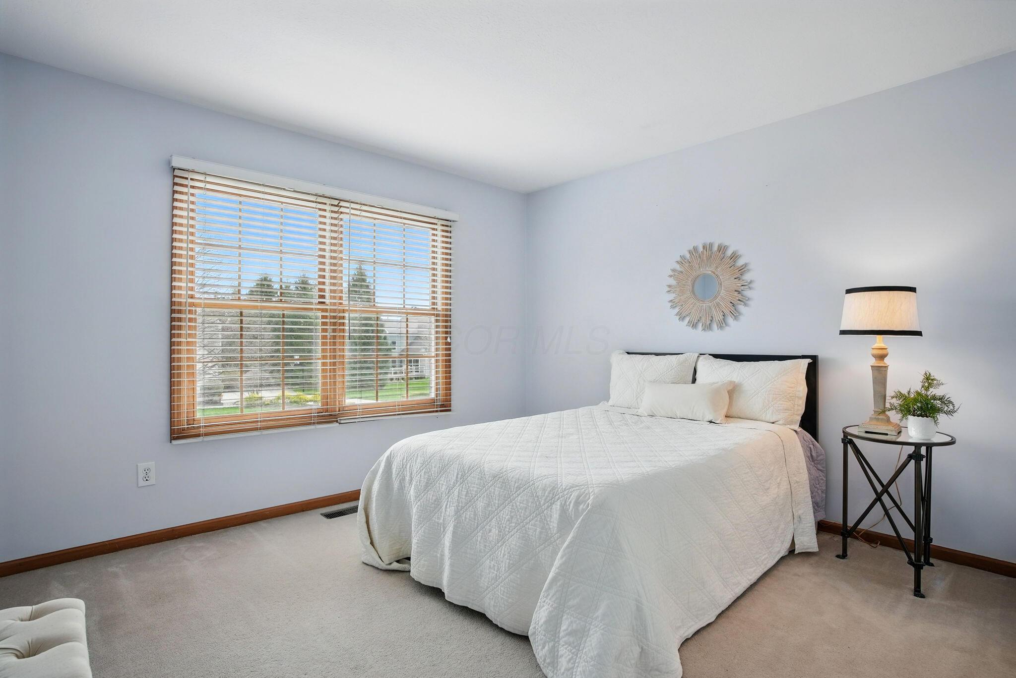 1295 Dunrovin Drive, New Albany, Ohio image 42