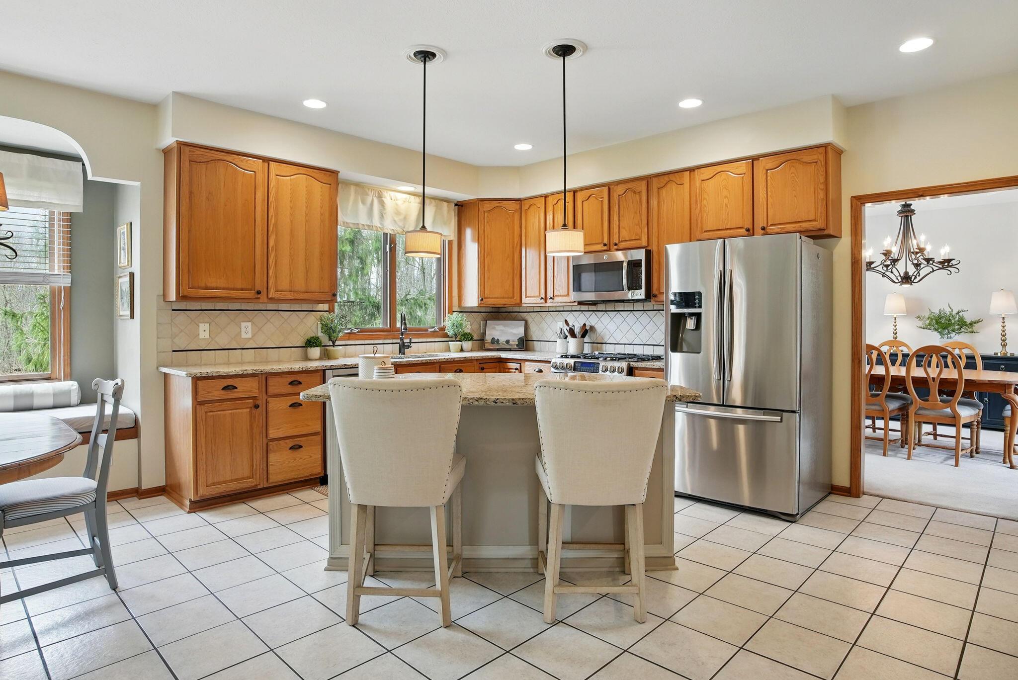 1295 Dunrovin Drive, New Albany, Ohio image 16