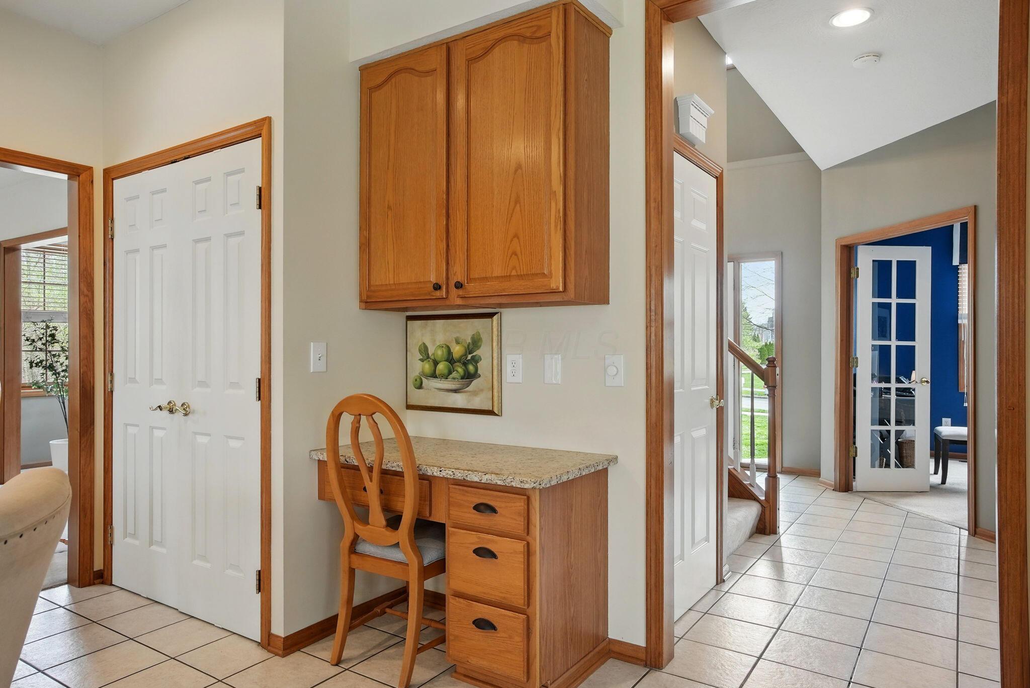 1295 Dunrovin Drive, New Albany, Ohio image 17