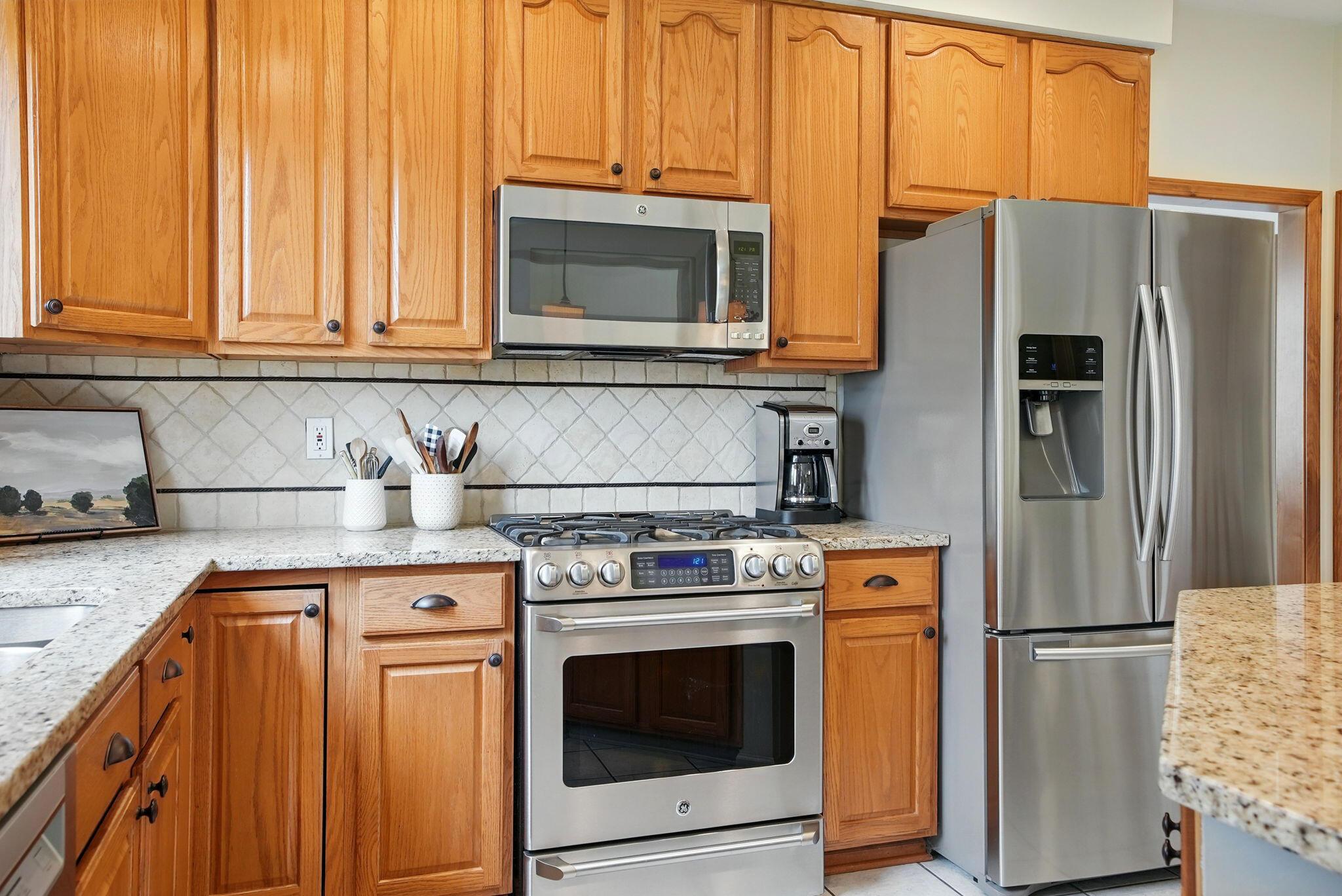 1295 Dunrovin Drive, New Albany, Ohio image 19