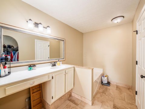 Tiny photo for 1304 Milstone Drive, Marysville, OH 43040 (MLS # 225037749)