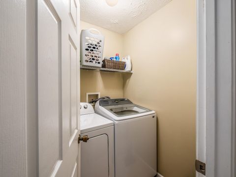 Tiny photo for 1304 Milstone Drive, Marysville, OH 43040 (MLS # 225037749)