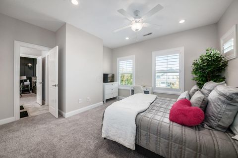 Tiny photo for 10600 Honeysuckle Way, Plain City, OH 43064 (MLS # 225042961)