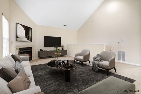 Photo of 5066 Stratford Pine Lane, Dublin, OH 43016 (MLS # 226002639)