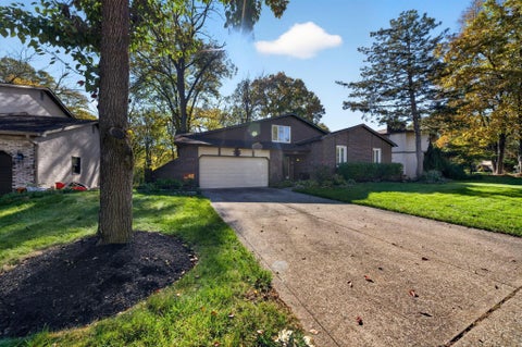 Tiny photo for 492 Liberty Lane, Westerville, OH 43081 (MLS # 226040171)