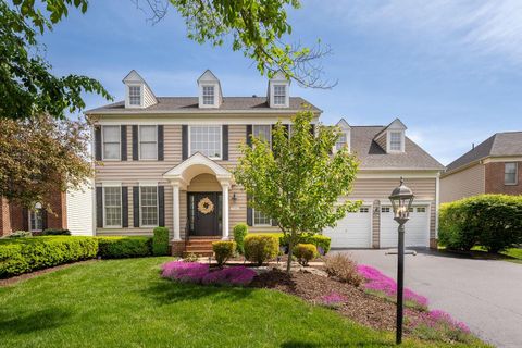 Photo of 7080 Maynard Place, New Albany, OH 43054 (MLS # 226014218)