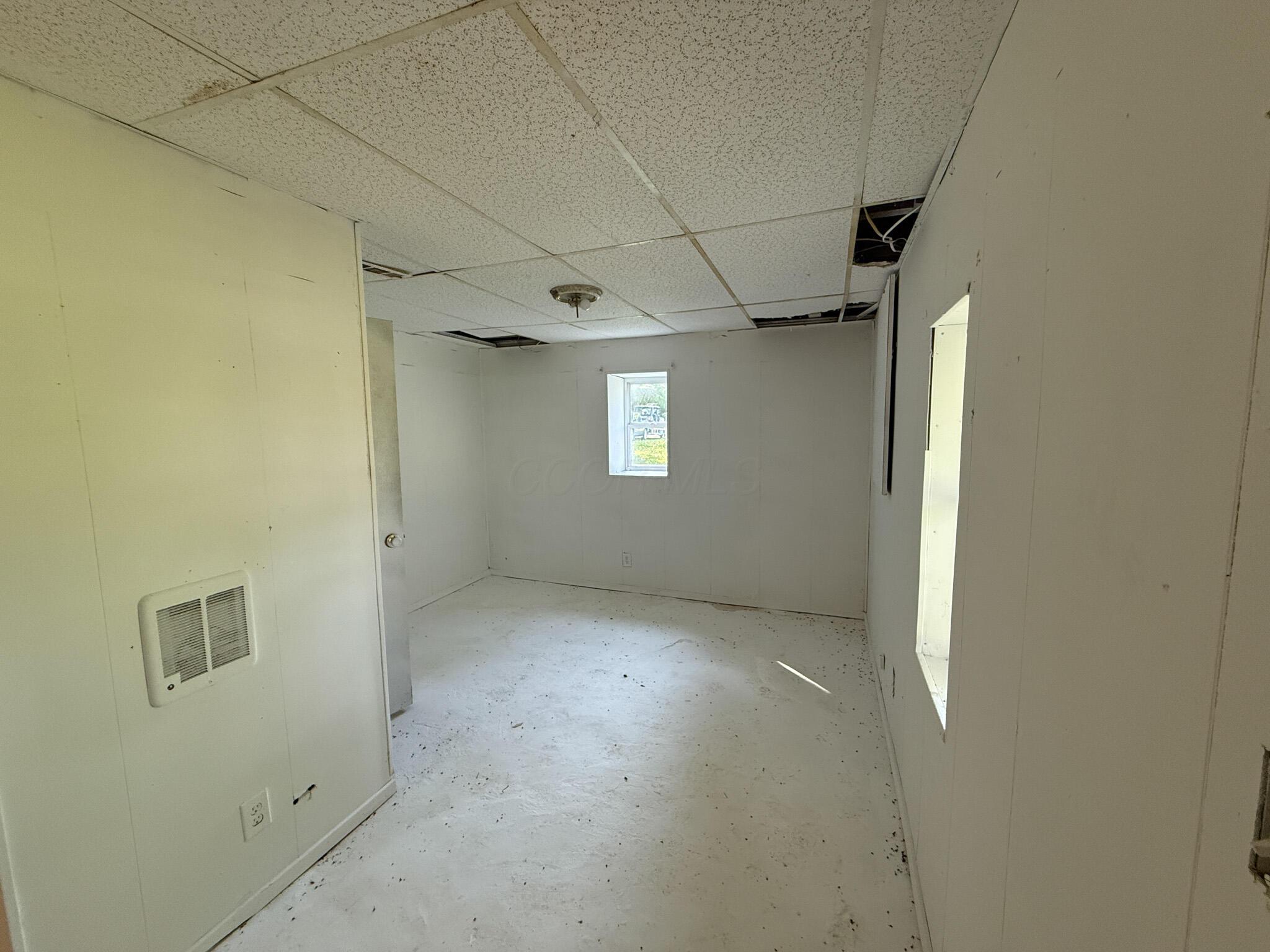 140 Sycamore Street, Glouster, Ohio image 8