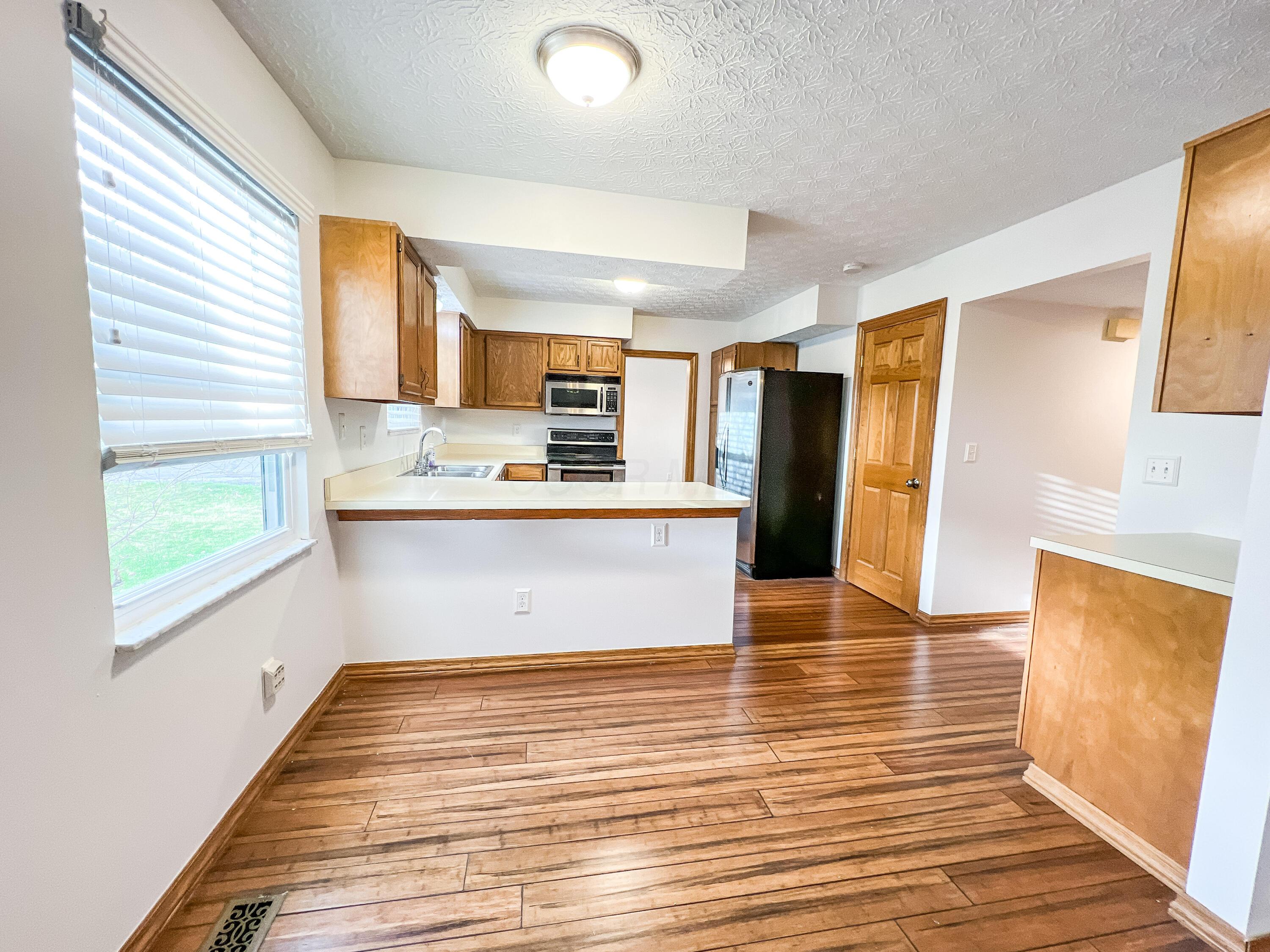 181 Collingwood Drive, Marysville, Ohio image 9