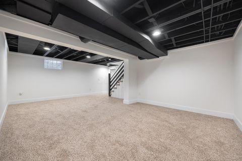 Tiny photo for 1914 Elmwood Avenue, Columbus, OH 43212 (MLS # 225045739)