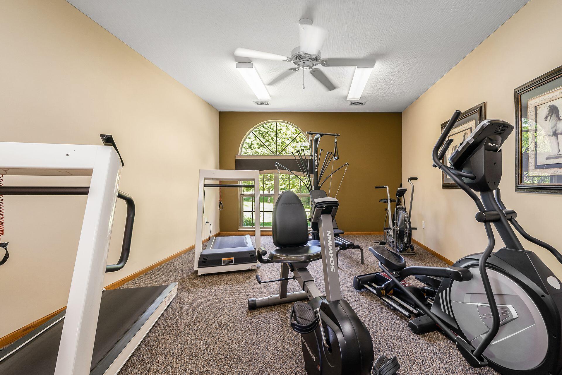 5350 Meadowood Lane, Westerville, Ohio image 38