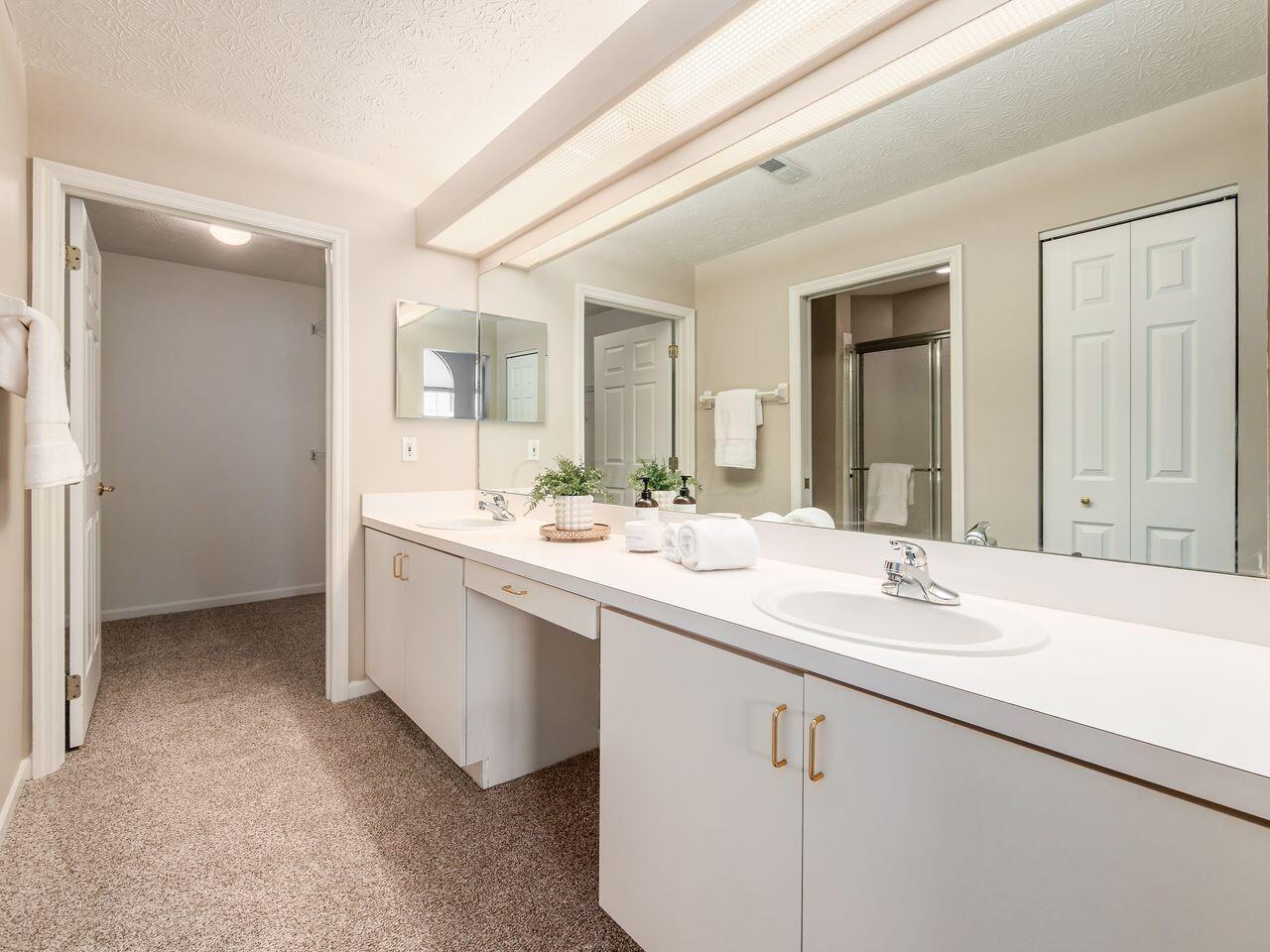 5350 Meadowood Lane, Westerville, Ohio image 24