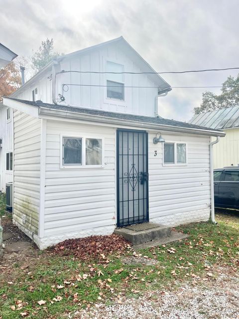 Photo of 3 1st Street, Lancaster, OH 43130 (MLS # 225040719) Photo of 3 1st Street, Lancaster, OH 43130 (MLS # 225040719)