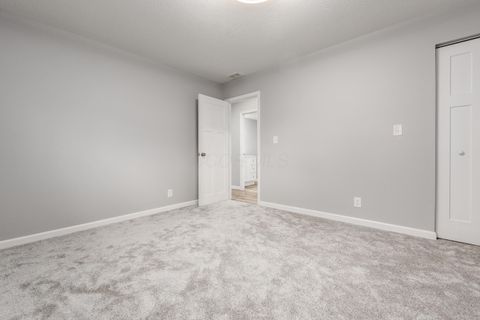 Tiny photo for 906 S Main Street, Mount Vernon, OH 43050 (MLS # 226000668)