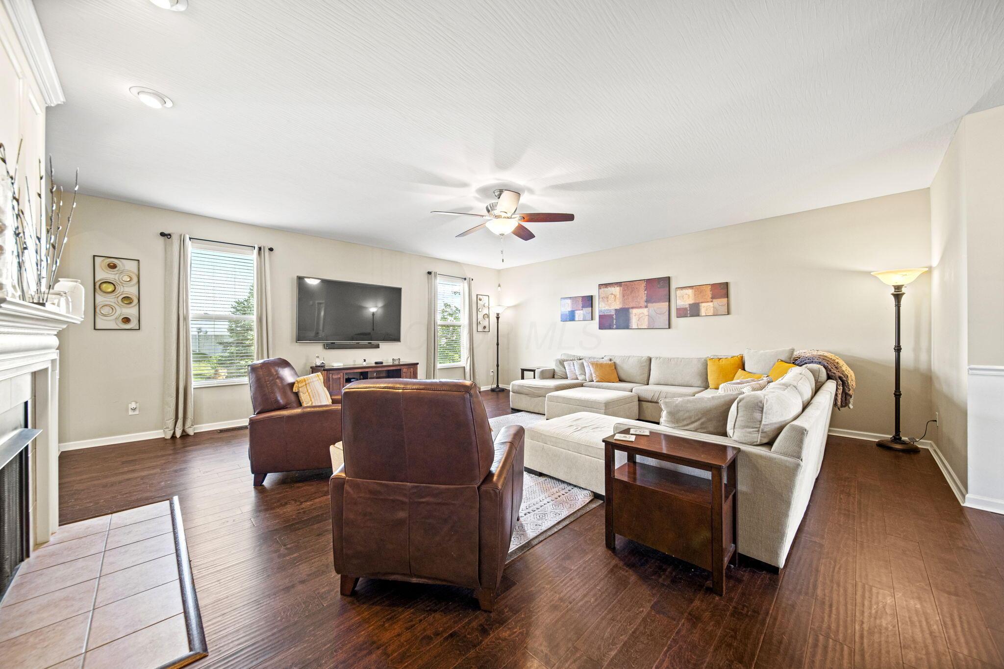 607 Green Forest Place, Lithopolis, Ohio image 38