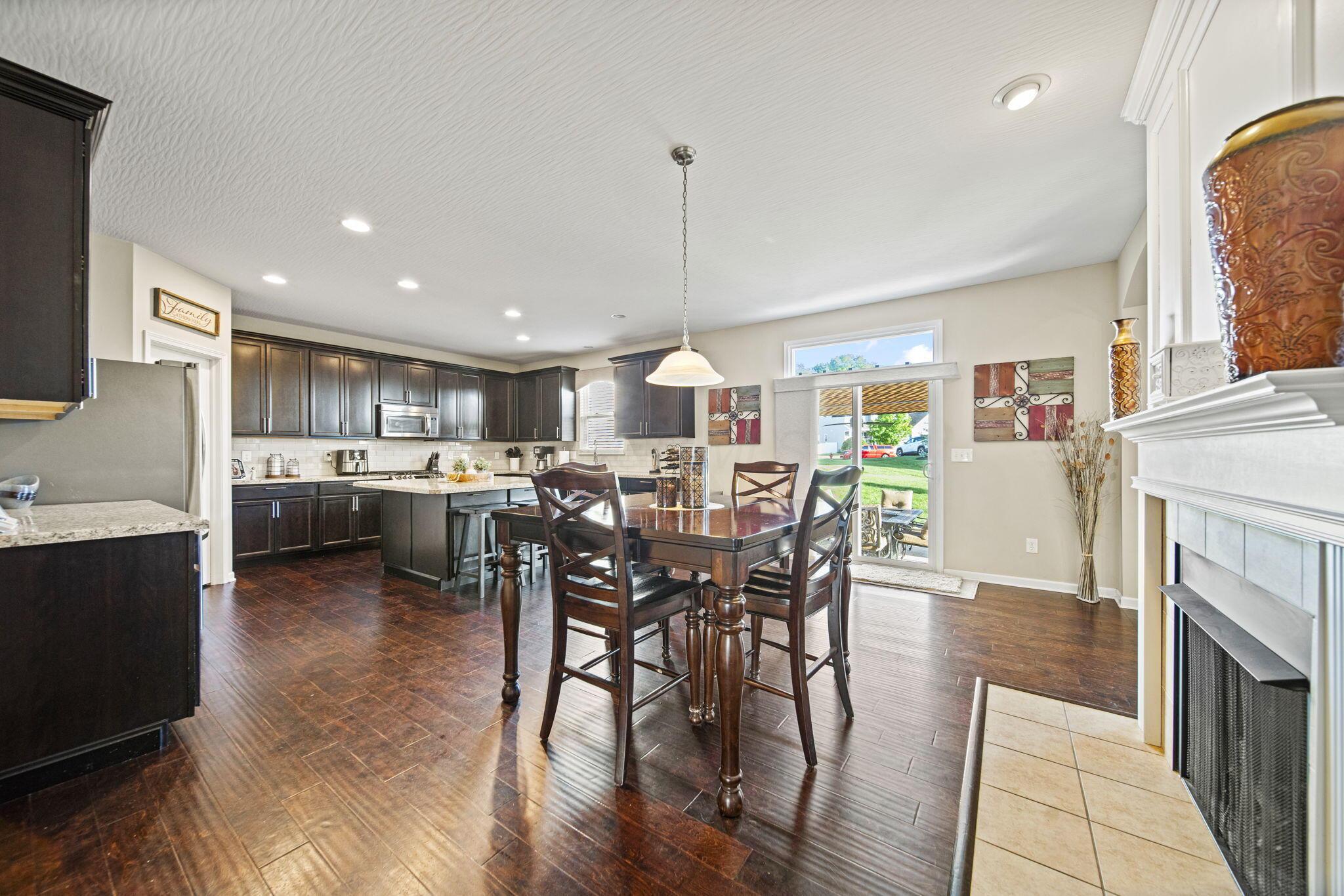 607 Green Forest Place, Lithopolis, Ohio image 34
