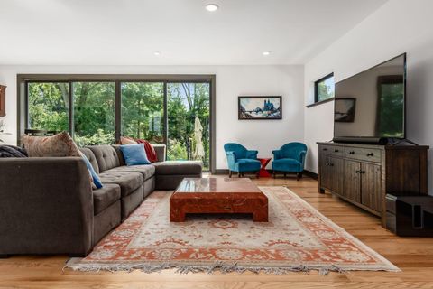 Tiny photo for 2731 Clifton Road, Columbus, OH 43221 (MLS # 225037165)