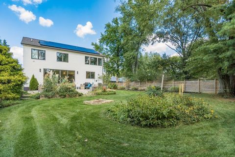 Tiny photo for 2731 Clifton Road, Columbus, OH 43221 (MLS # 225037165)