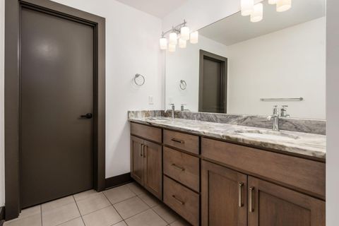 Tiny photo for 2731 Clifton Road, Columbus, OH 43221 (MLS # 225037165)