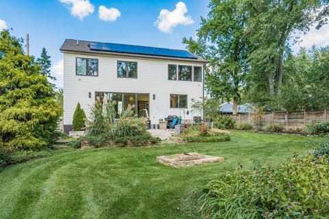 Tiny photo for 2731 Clifton Road, Columbus, OH 43221 (MLS # 225037165)