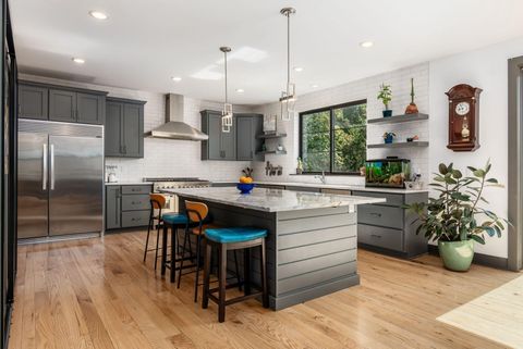 Tiny photo for 2731 Clifton Road, Columbus, OH 43221 (MLS # 225037165)