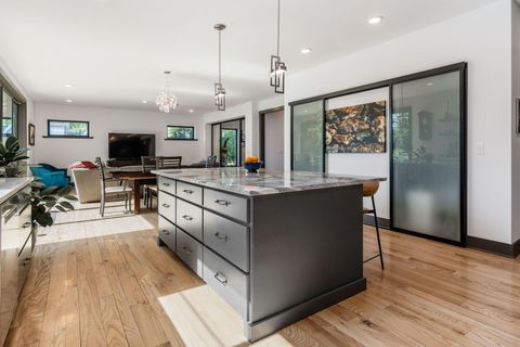 Tiny photo for 2731 Clifton Road, Columbus, OH 43221 (MLS # 225037165)
