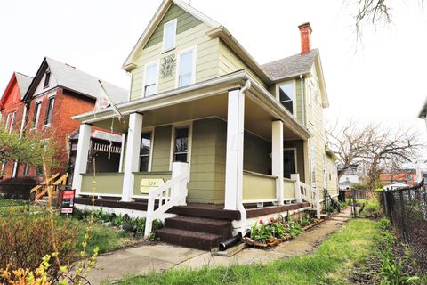 Photo of 624 S Champion Avenue, Columbus, OH 43205 (MLS # 226024710)
