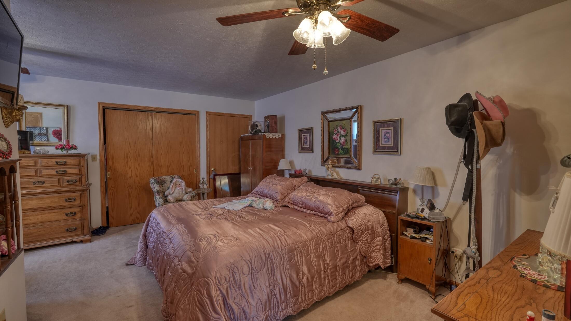 2760 Flint Ridge Road, Hopewell, Ohio image 16