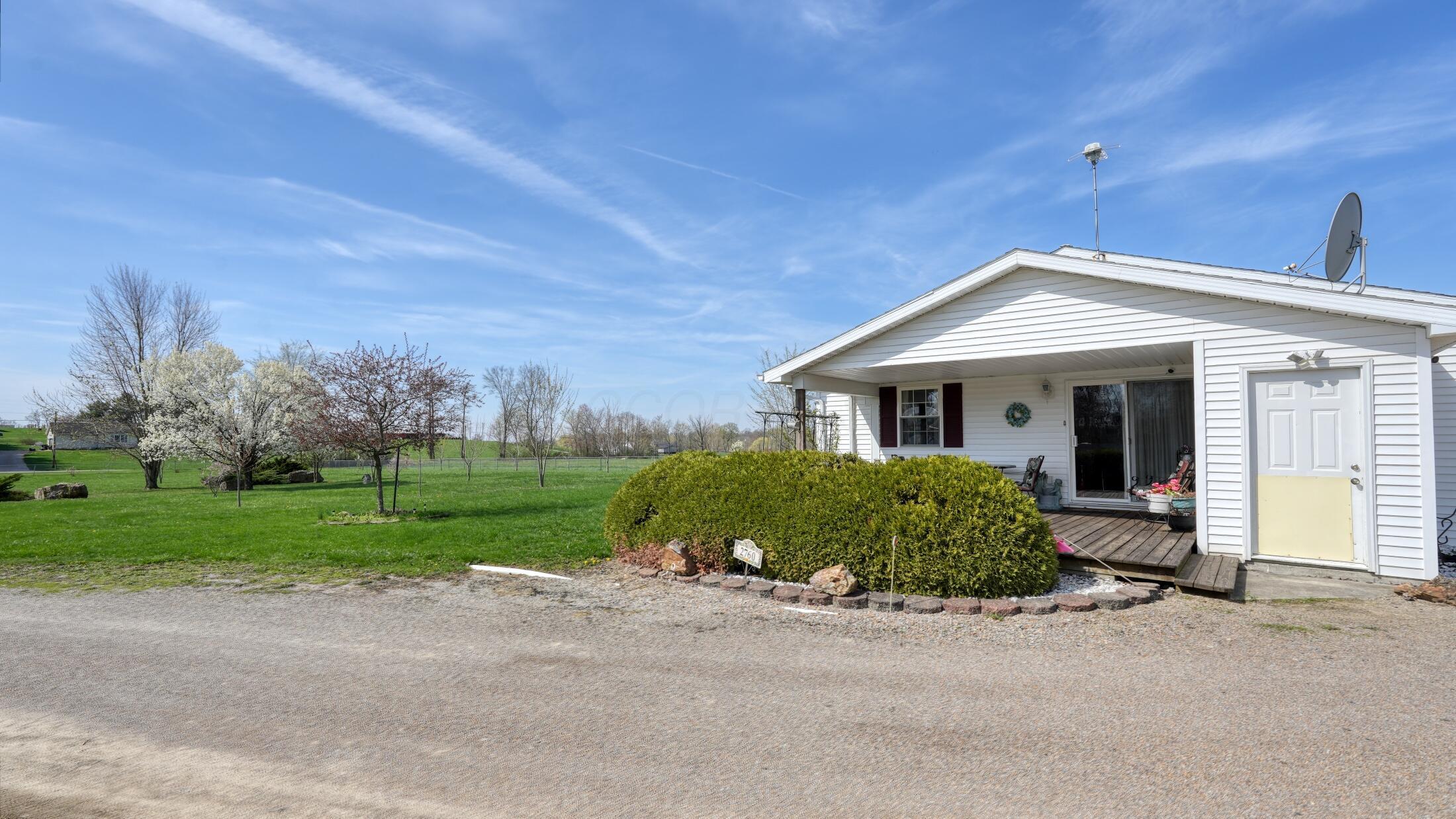 2760 Flint Ridge Road, Hopewell, Ohio image 30