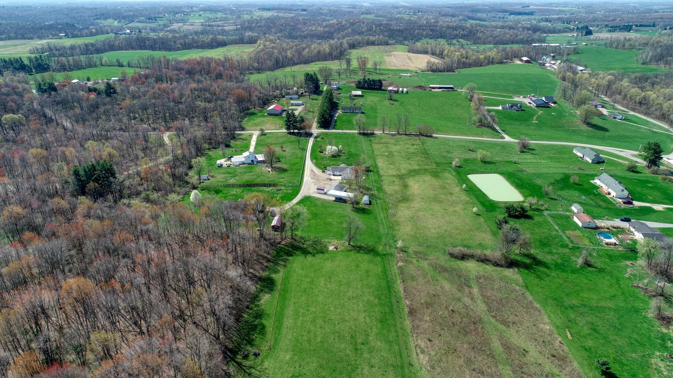 2760 Flint Ridge Road, Hopewell, Ohio image 40