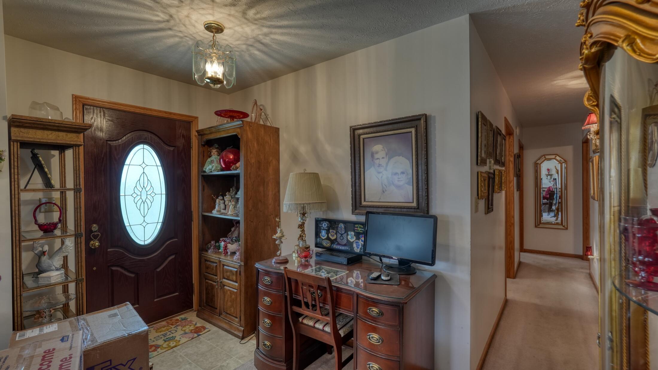 2760 Flint Ridge Road, Hopewell, Ohio image 7