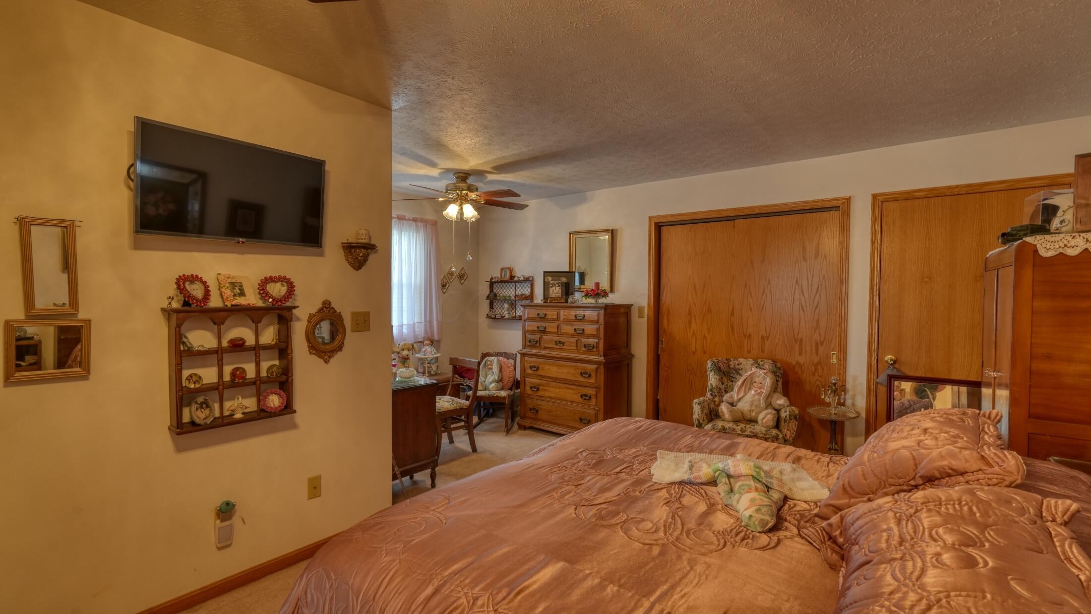 2760 Flint Ridge Road, Hopewell, Ohio image 17