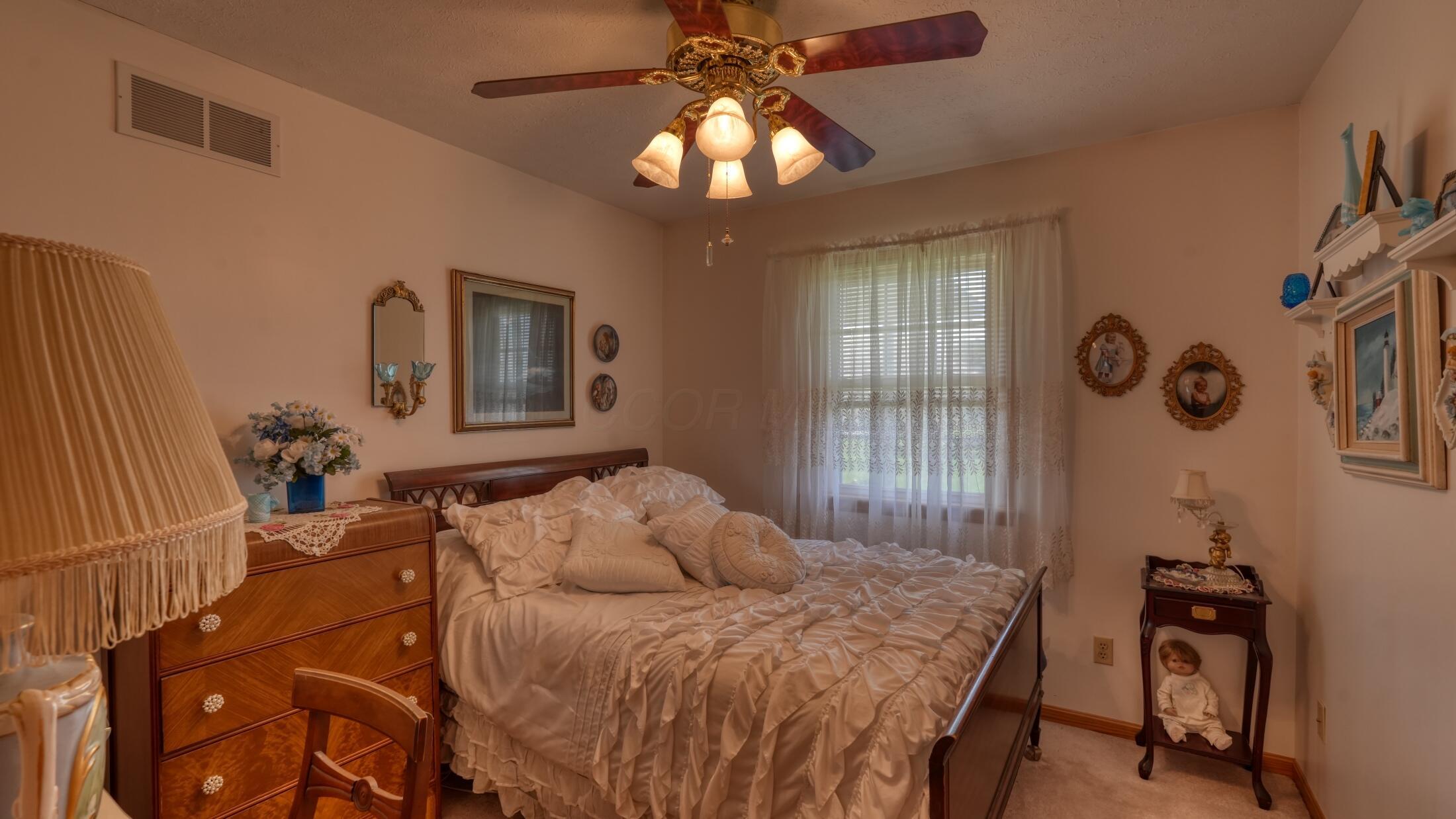 2760 Flint Ridge Road, Hopewell, Ohio image 13