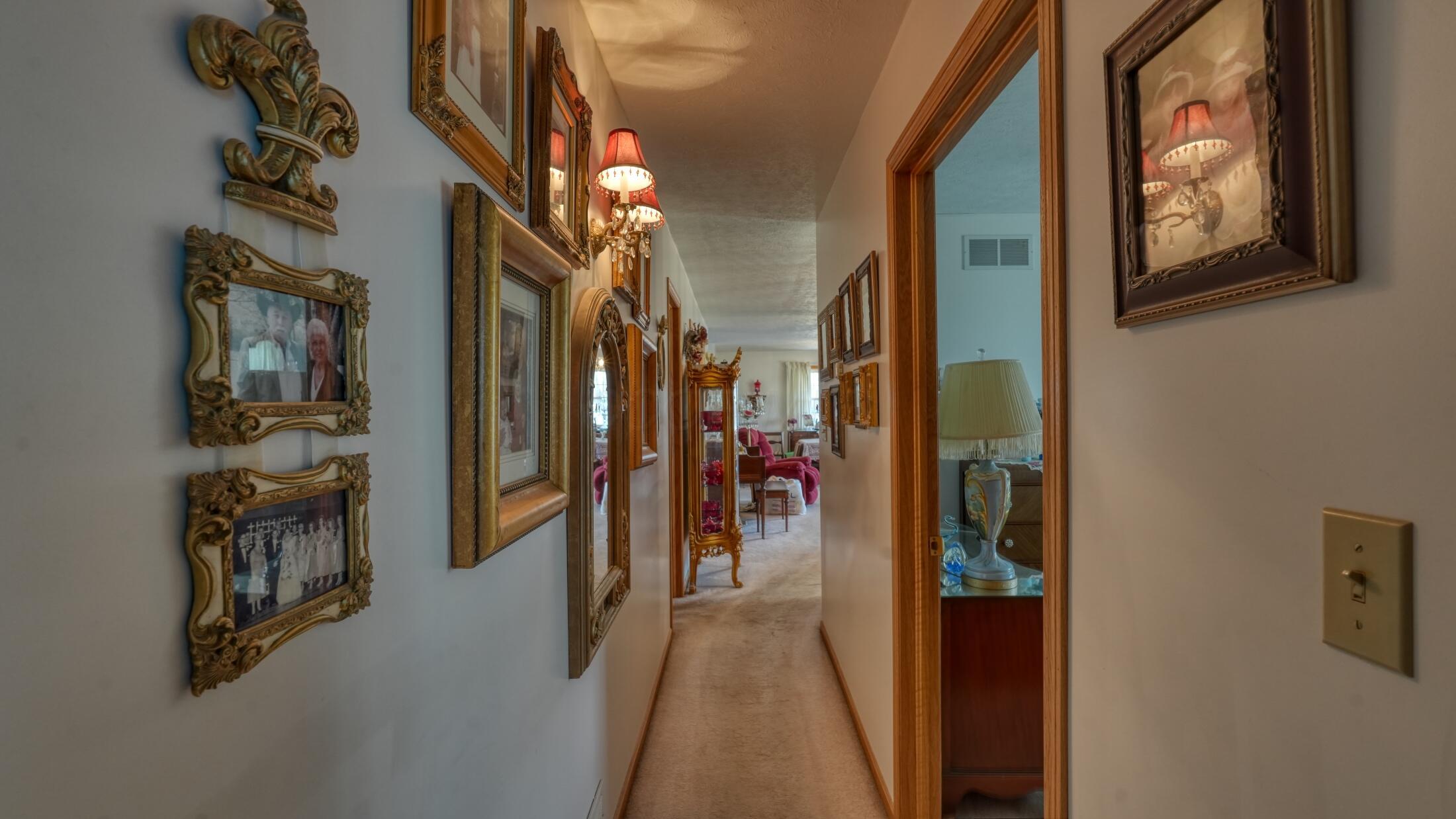 2760 Flint Ridge Road, Hopewell, Ohio image 22