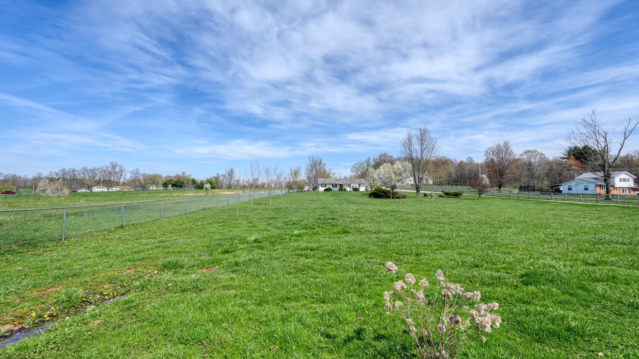2760 Flint Ridge Road, Hopewell, Ohio image 38