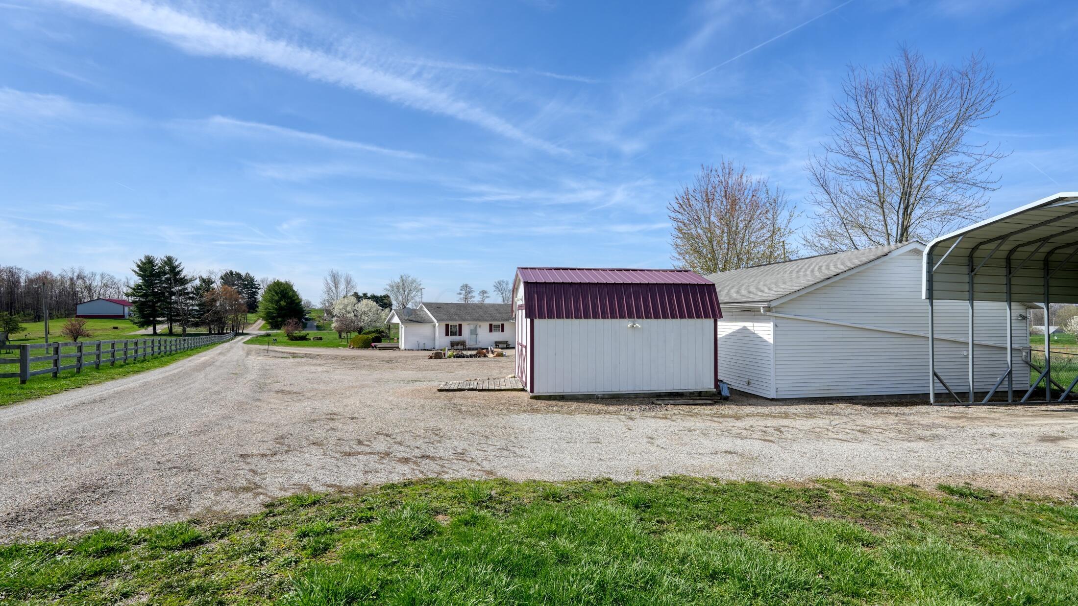 2760 Flint Ridge Road, Hopewell, Ohio image 36
