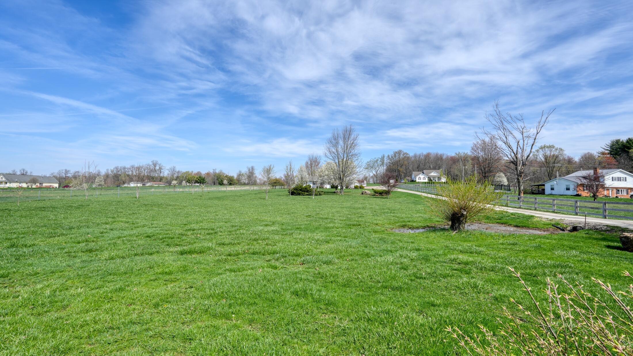 2760 Flint Ridge Road, Hopewell, Ohio image 37