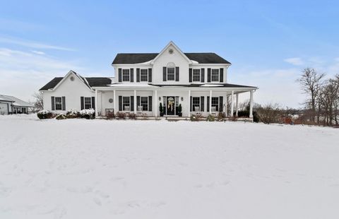 Photo of 16908 County Road 190, Kenton, OH 43326 (MLS # 226003166)