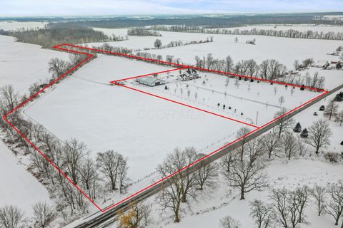 Tiny photo for 16908 County Road 190, Kenton, OH 43326 (MLS # 226003166)