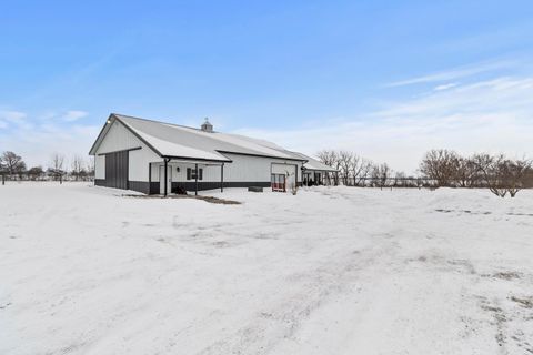 Tiny photo for 16908 County Road 190, Kenton, OH 43326 (MLS # 226003166)