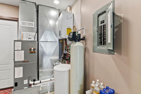 Tiny photo for 16908 County Road 190, Kenton, OH 43326 (MLS # 226003166)