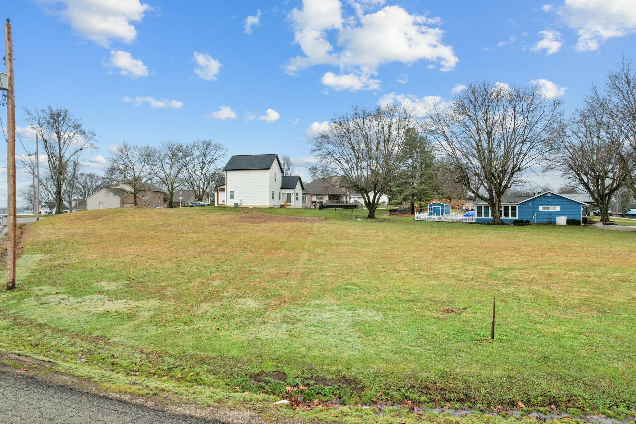 8 Lakeshore Drive, Hebron, Ohio image 4