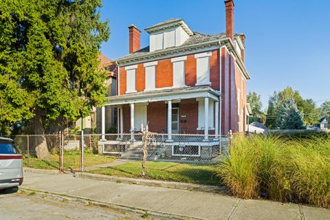 Photo of 1198 Fair Avenue, Columbus, OH 43205 (MLS # 225036440) Photo of 1198 Fair Avenue, Columbus, OH 43205 (MLS # 225036440)