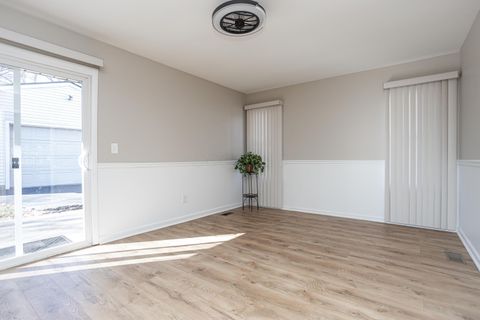 Tiny photo for 703 Pointview Drive, Westerville, OH 43081 (MLS # 226005530)