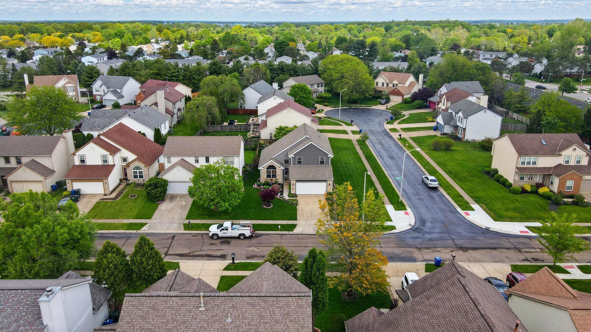 918 Linkfield Drive, Columbus, Ohio image 3