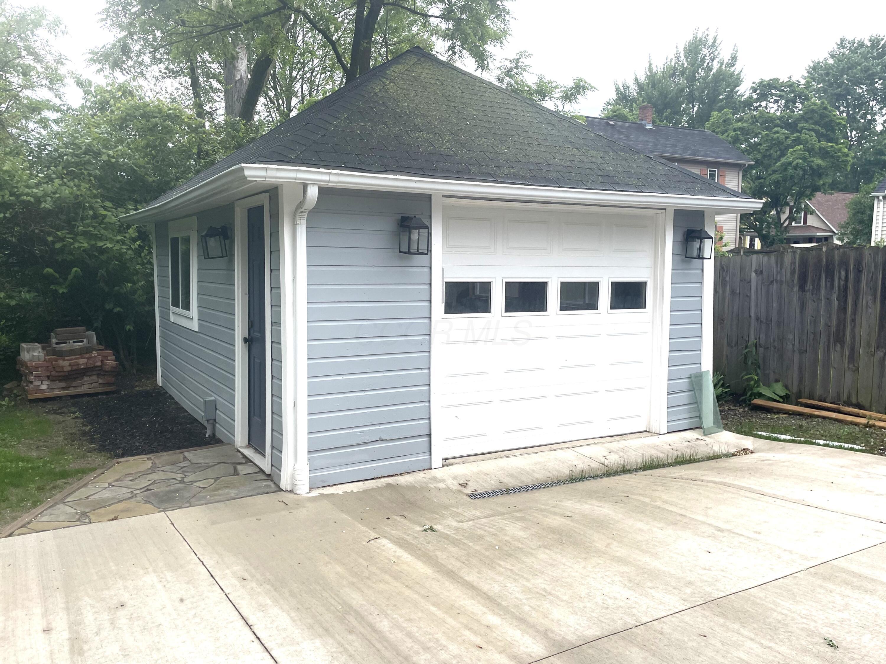 261 W 6th Street, Marysville, Ohio image 4
